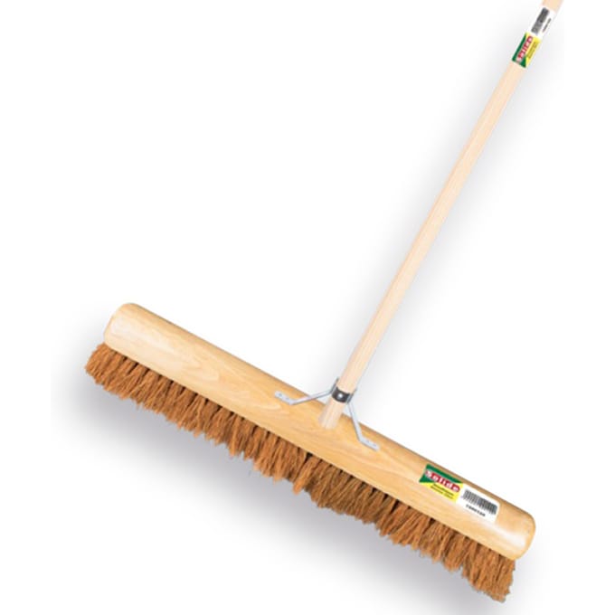 Zaalveger kokos 60 cm met steel | 150 x 2,8 cm en stokhouder