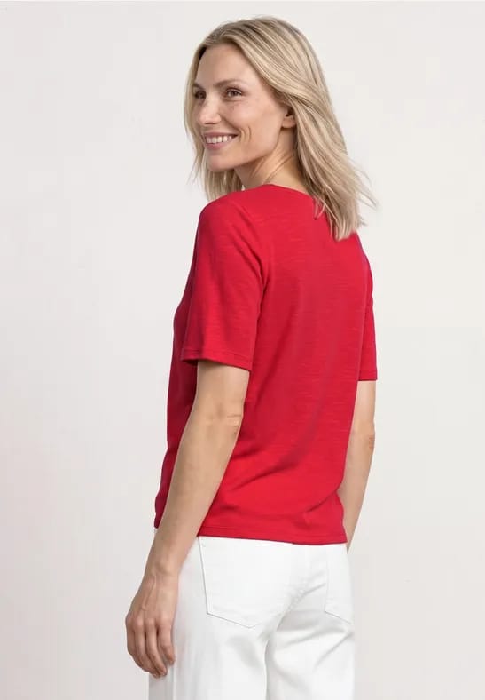 Shirt met korte mouwen en knoopdetail