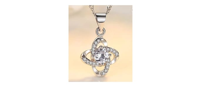 Clover heart necklace