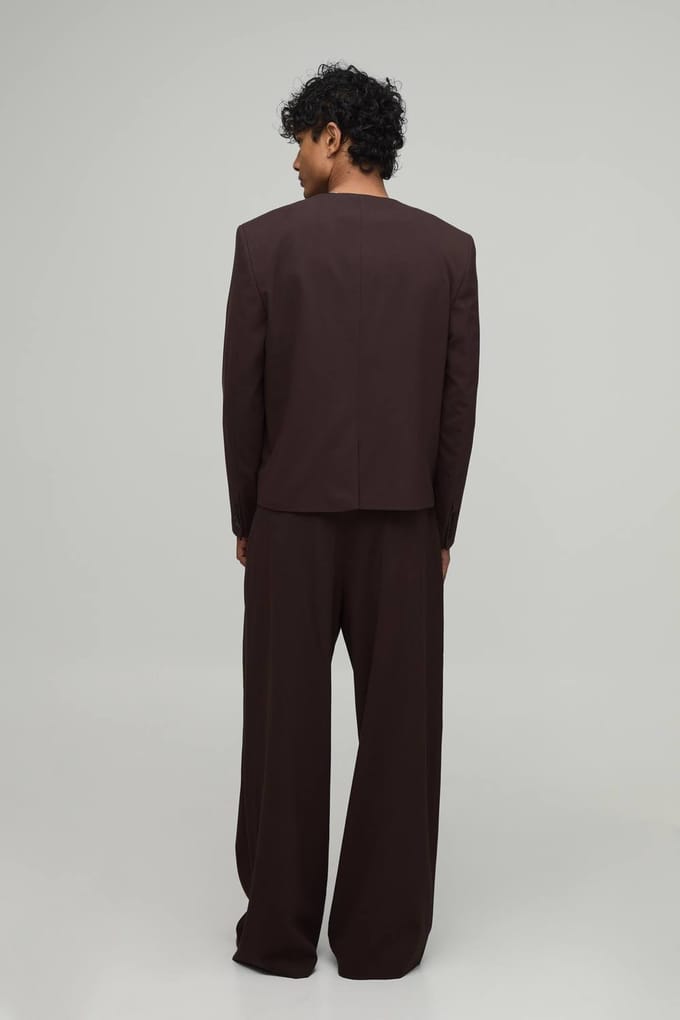 Oversized Boxy Colbertjasje Zonder Kraag Met Gesp Detail | Chocolate | Size 36