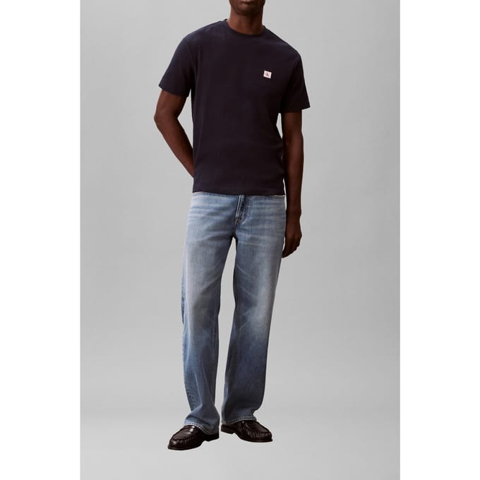 Calvin Klein Ss Waffle Badge Crewneck Tee Dark Sapphire Größe: M | Basic T-Shirts Outlet | Herren | Blau