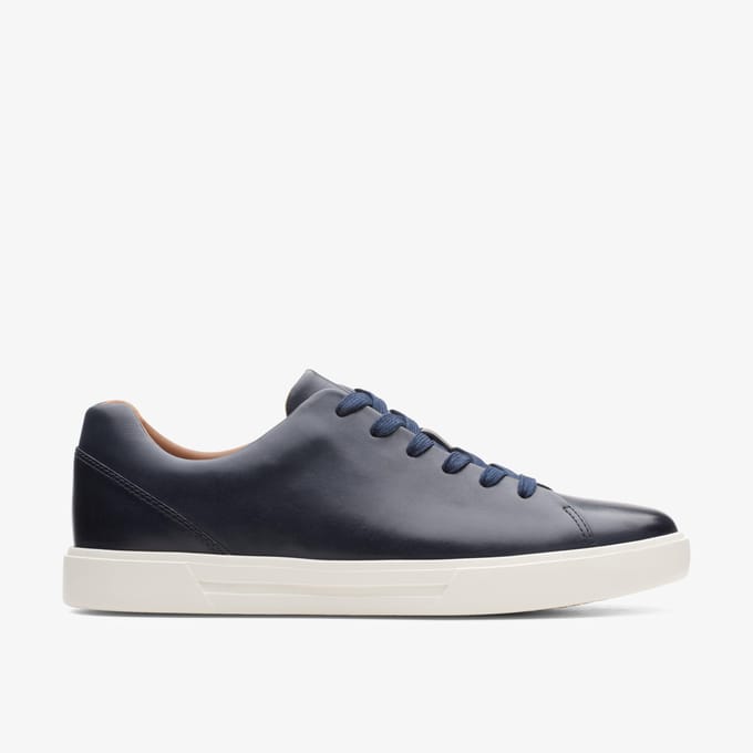 Un Costa Kant Marineblauwe Leren Sneakers