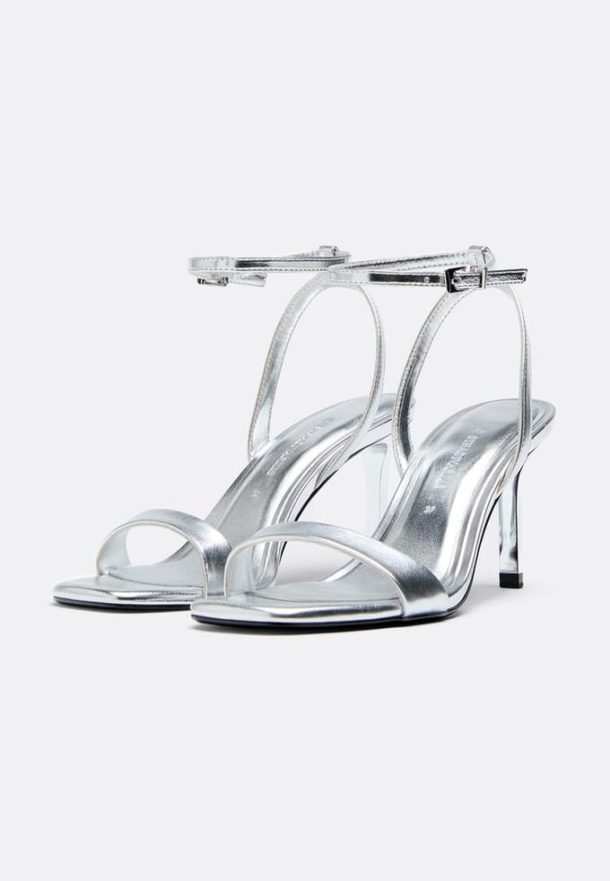 Stradivarius Sandalen met metallic hak  ZILVER 36