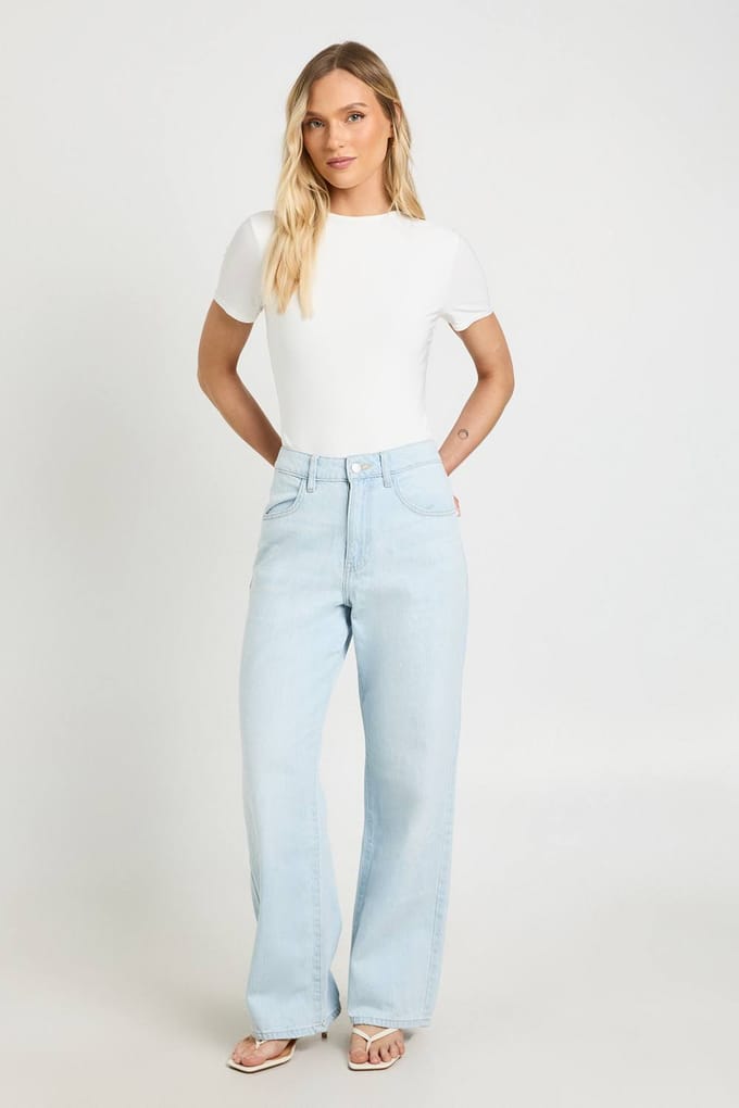 boohoo Dames Petite Dubbellaags Slinky Bodysuit Met Korte Mouwen | Wit | Maat: 40