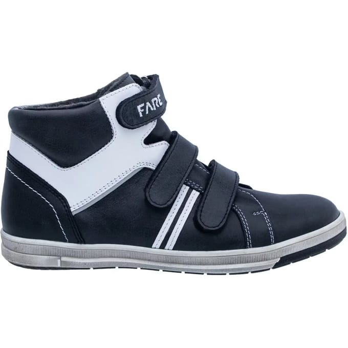 Wintertrainers Fare