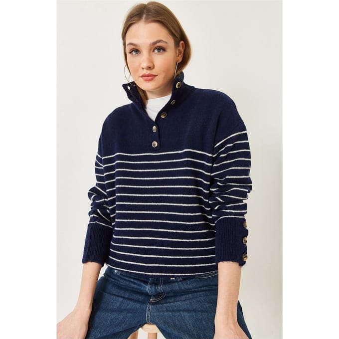 Knitted Trui met Gestreepte Kraag en Knopen