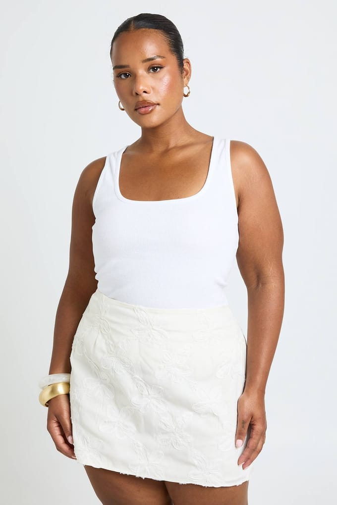 boohoo Dames Plus Geweven Gestructureerde Mini-rok Met Bloemenpatroon | Ivory | Maat: 28