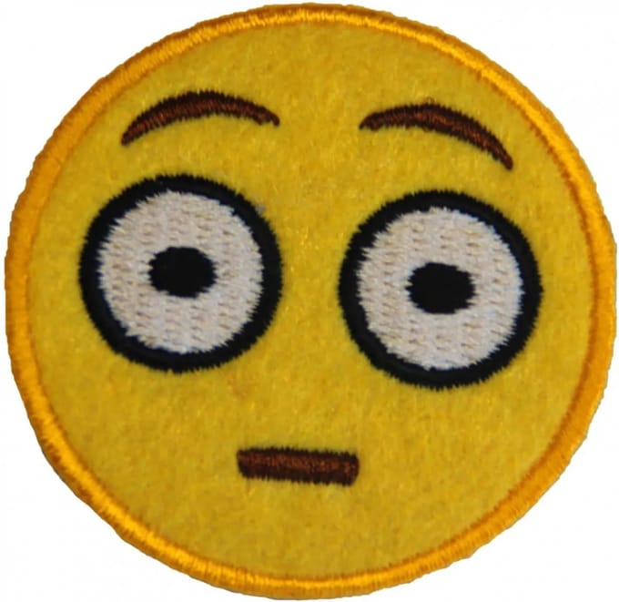 Fjesta© Emoji Embleem - Verbaasd Gezicht - Carnaval Den Bosch