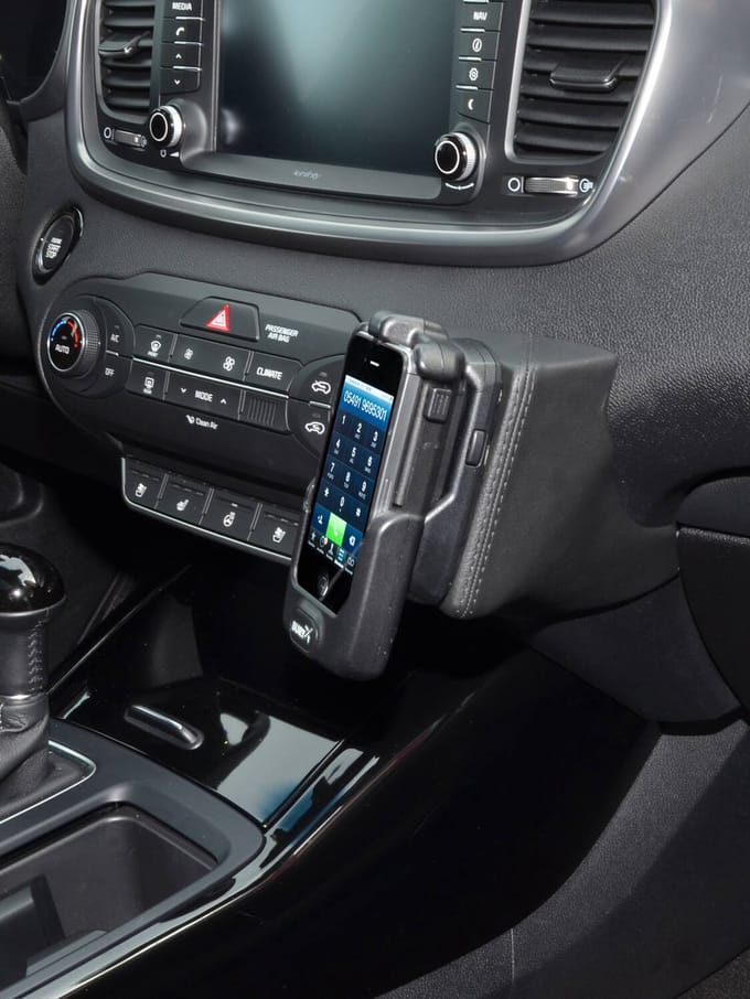 Kuda houder geschikt voor Kia Sorento 2016-2019 Kleur: Zwart