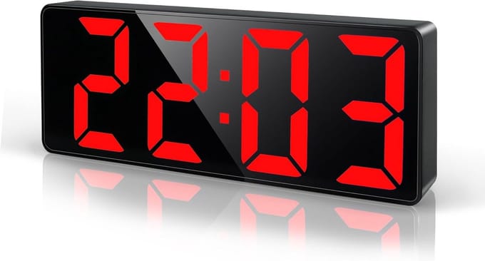 Digitale LED Wekker met Groot Display, Sluimerfunctie en Instelbare Helderheid voor Zware Slapers