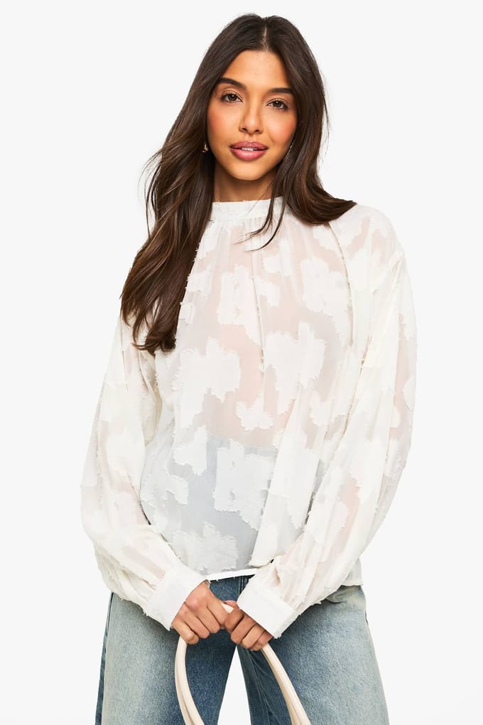 boohoo Dames Burnout Bloemige Geplooide Blouse | Ivory | Maat: 8