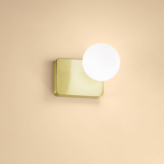 Wandlamp Ideal Lux Penta, goudkleurig, opaalglas, aluminium
