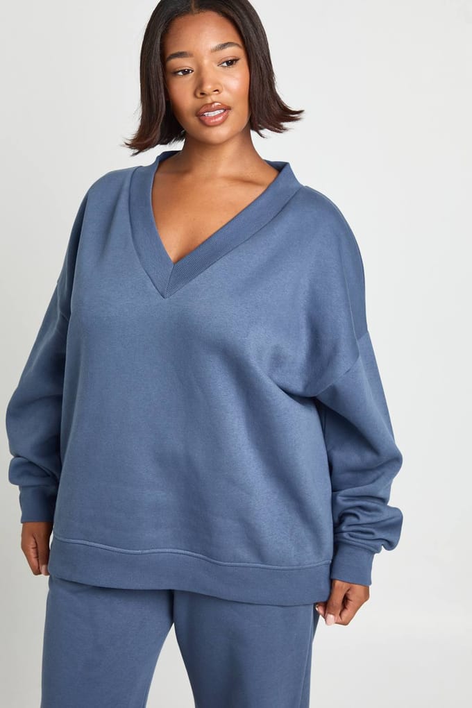 boohoo Dames Plus V-Hals Varsity Sweater Trainingspak | Navy | Maat: 16