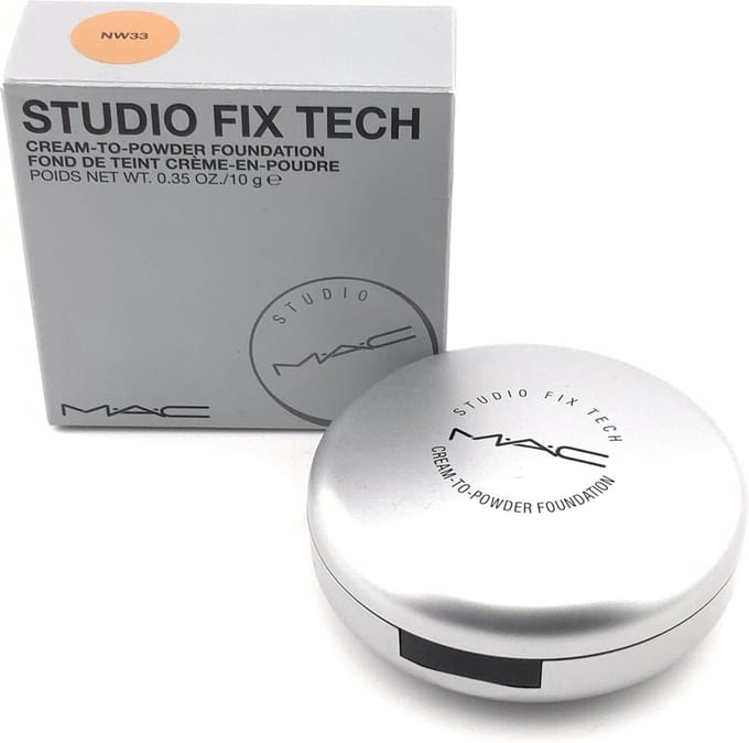 MAC studio fix tech FOUNDATION C4.5