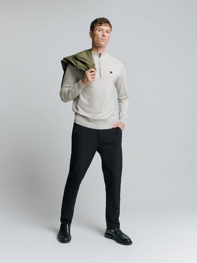 Sweater met halve ritssluiting