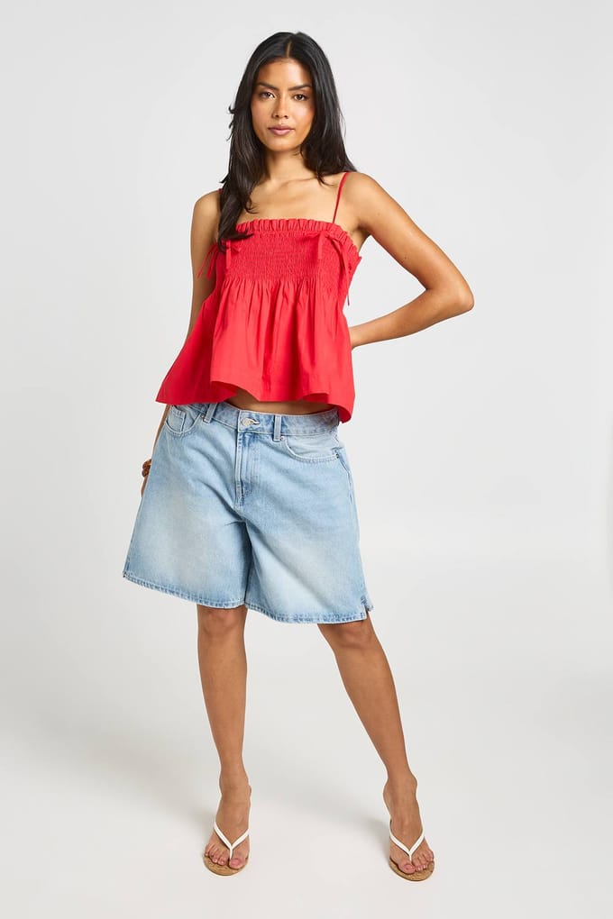 boohoo Dames Top Met Strikbandjes Gerimpelde Peplum | Rood | Maat: 36