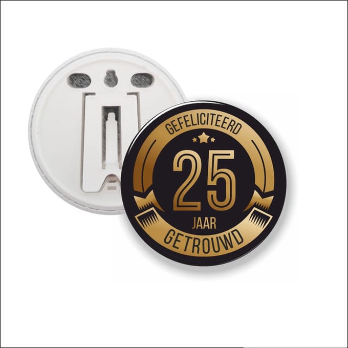 Button Met Clip 58 MM - Gefeliciteerd 25 Jaar Getrouwd