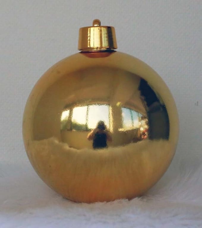 1 Onbreekbare kerstbal doorsnee 20 cm goud glanzend