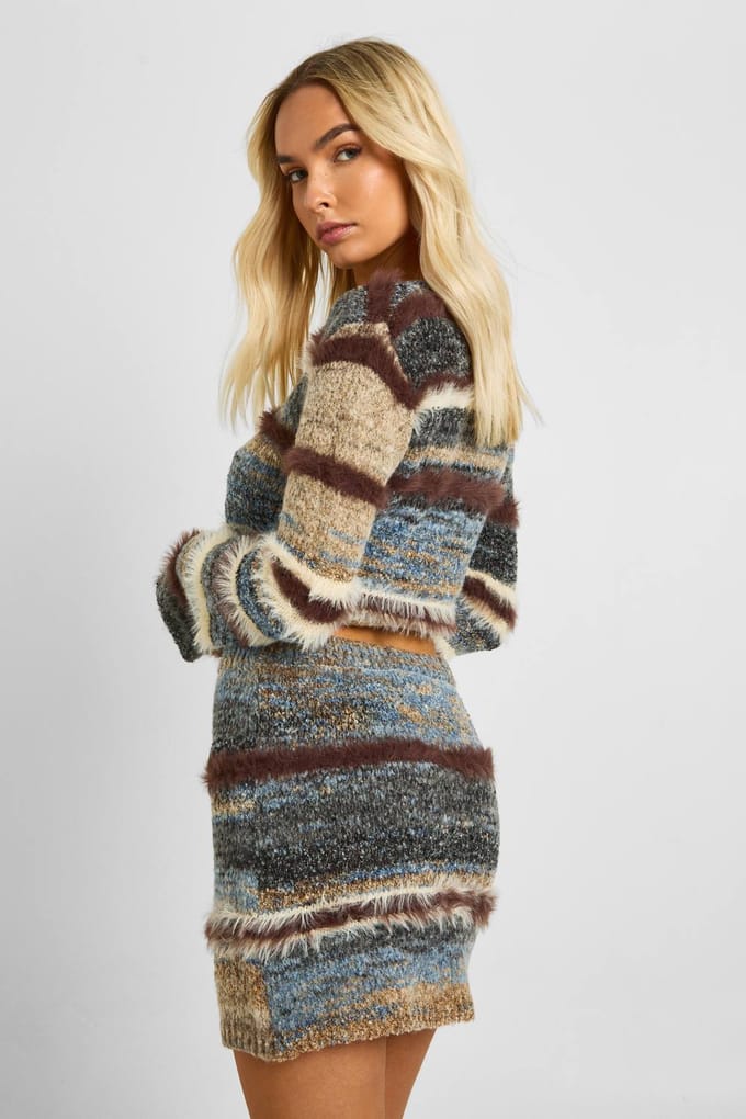 boohoo Dames Pluizige gebreide getextureerde mini-rok | Maat: Small