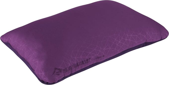 Reiskussen - Kampeerkussen - Comfortabel slapen - FoamCore technologie - 56 x 36 cm - Roze