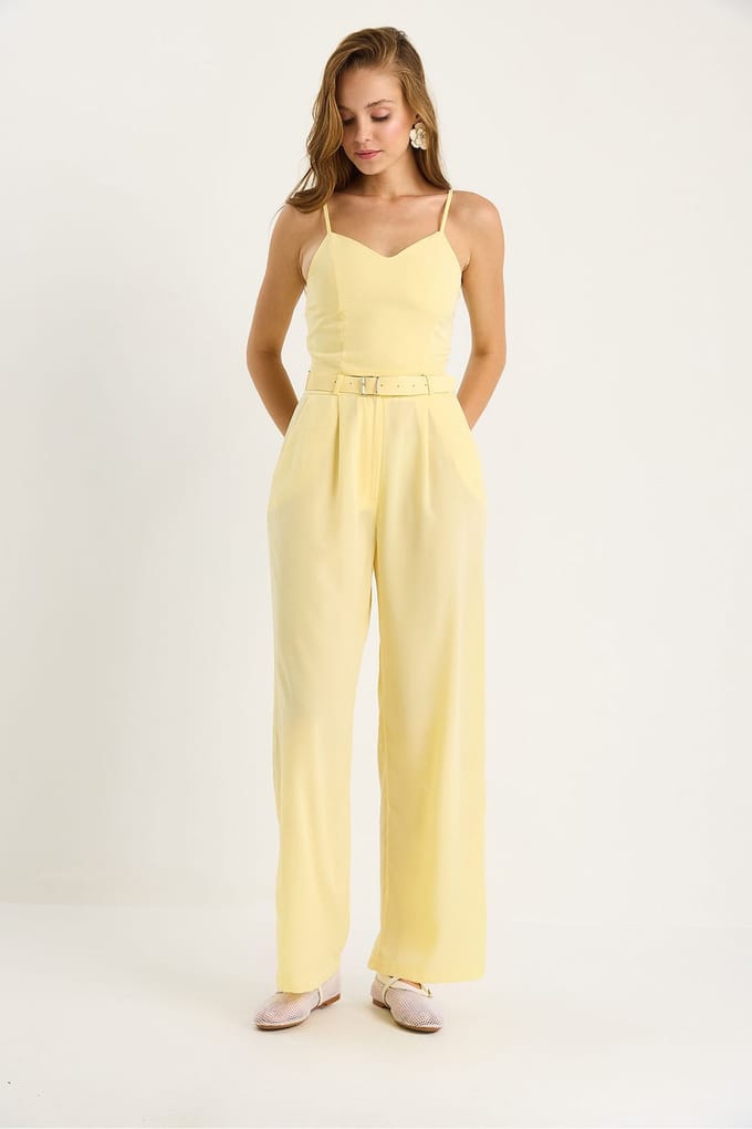 V-hals Blouse en Wijde Pantalon Set
