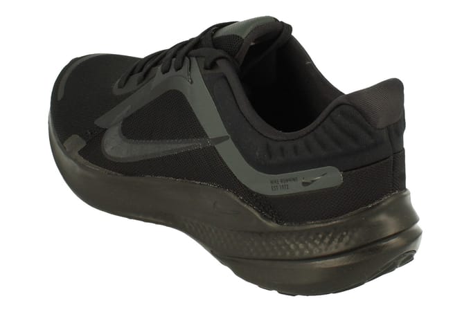 Nike Quest 5 Heren Zwarte Sneakers
