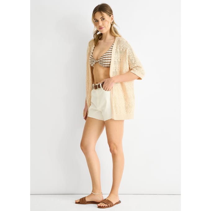 Beige gehaakt gebreid vest met rand tot rand