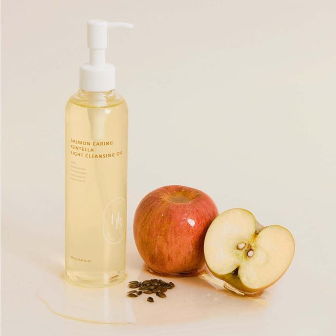 [HEVE BLUE] Salmon Caring Centella Light Cleansing Oil 250ml white