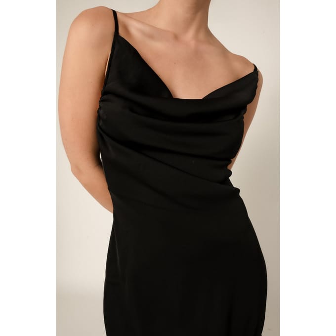 VIVEH Aster Black Maat: 36 | Maxi Jurken Outlet | Dames | Zwart