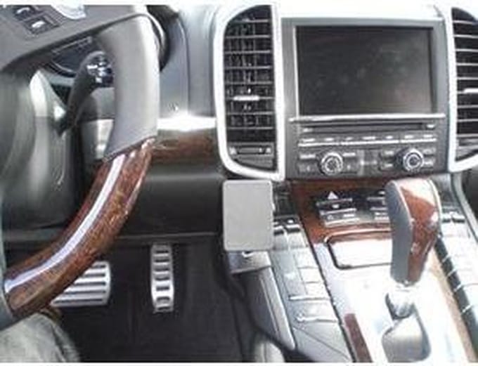 Brodit Center Mount voor de Porsche Cayenne 11