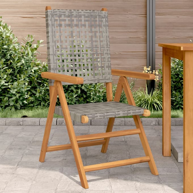 vidaXL - Opklapbare - stoelen, - 2 - stuks, - grijs, - massief - acaciahout - en - polyrotan.