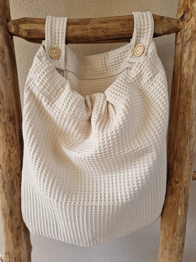 Baby Creaties - Boxzak beige - Ruime opbergzak - 40x50cm