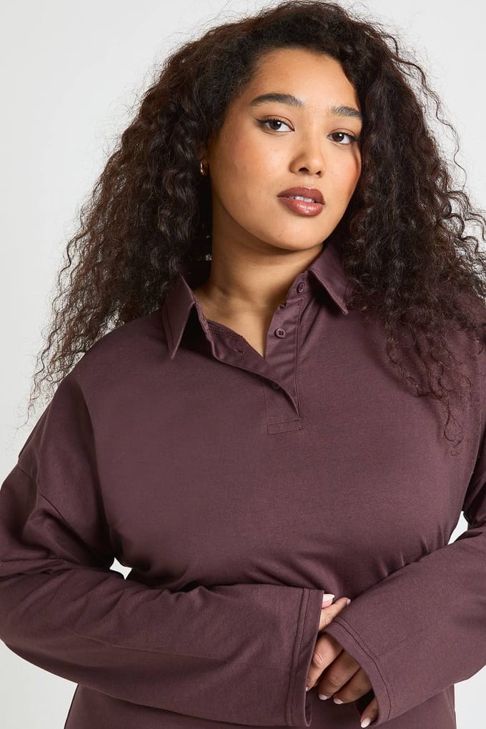 boohoo Dames Plus Frill Zoom T-Shirt Jurk | Chocoladebruin | Maat: 44