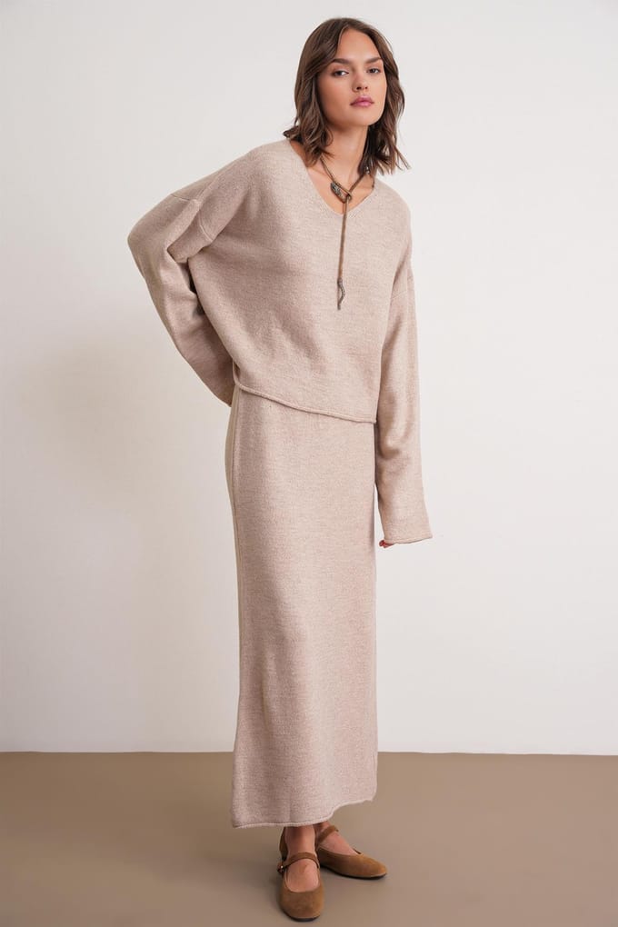 V-hals Trui en Rok Co-ord Set