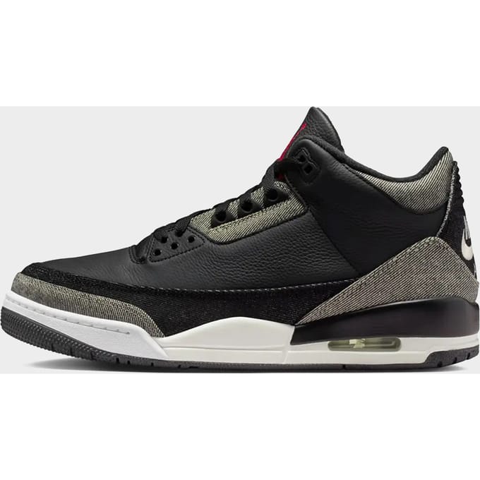 Air Jordan 3 x Levi's® 'Black and White' maat 43.