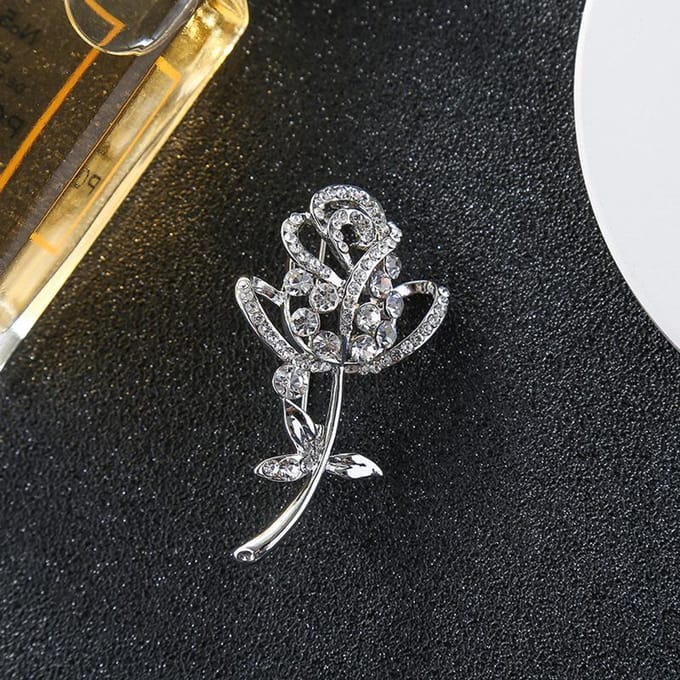 Broche Haut de Gamme Perle Fleur Sauvage Mode Strass Corsage Broche Vêtement gray