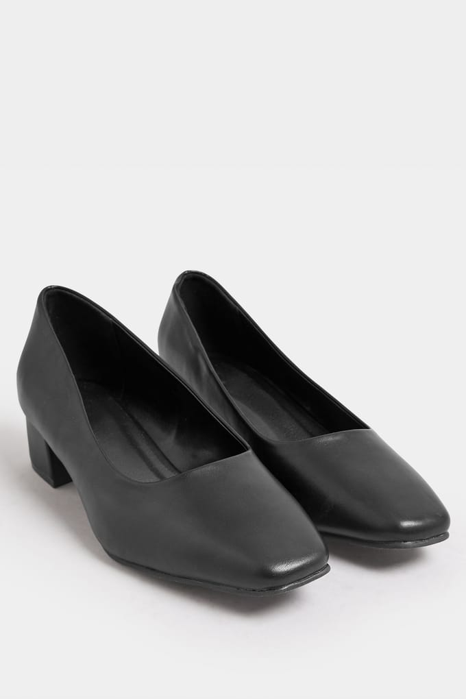 Yours Pumps Met Lage Blokhak En Vierkante Neus In Een Extra Brede Pasvorm In Zwartsize 42E