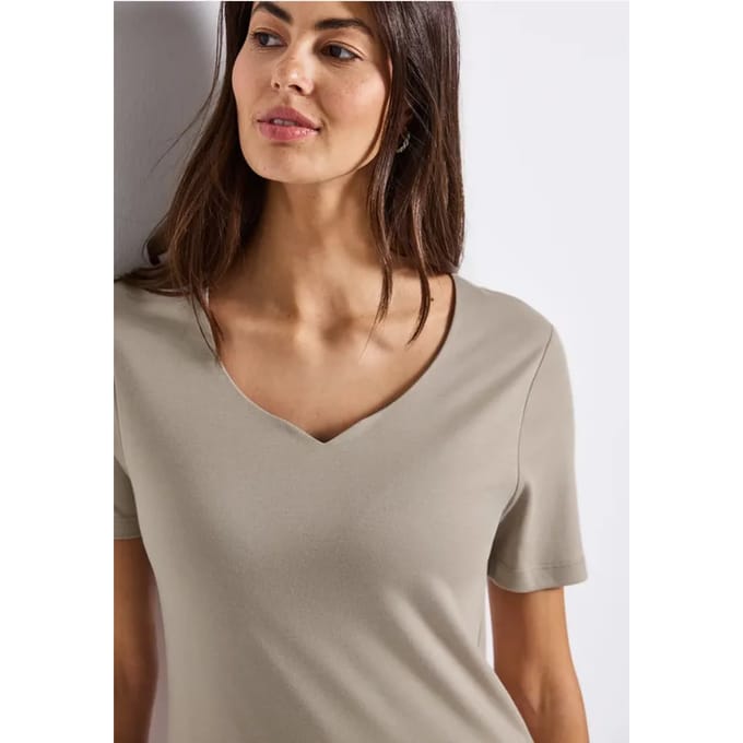 Shirt met hartvormige halslijn