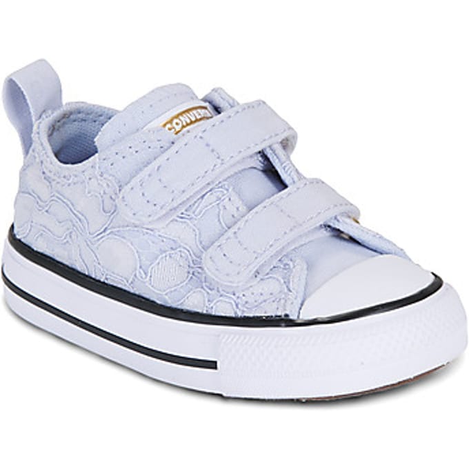 Converse  Lage Sneakers Chuck Taylor All Star 2V