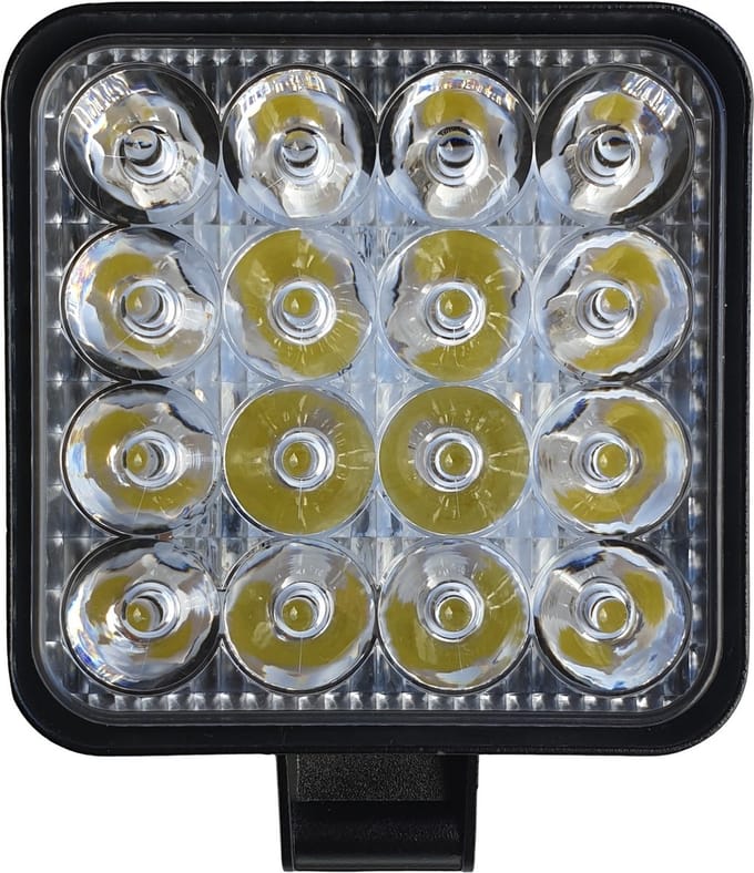 LED werklicht vierkant | verstraler 16x3 = 48W | 10-30 Volt | 6000K | IP67