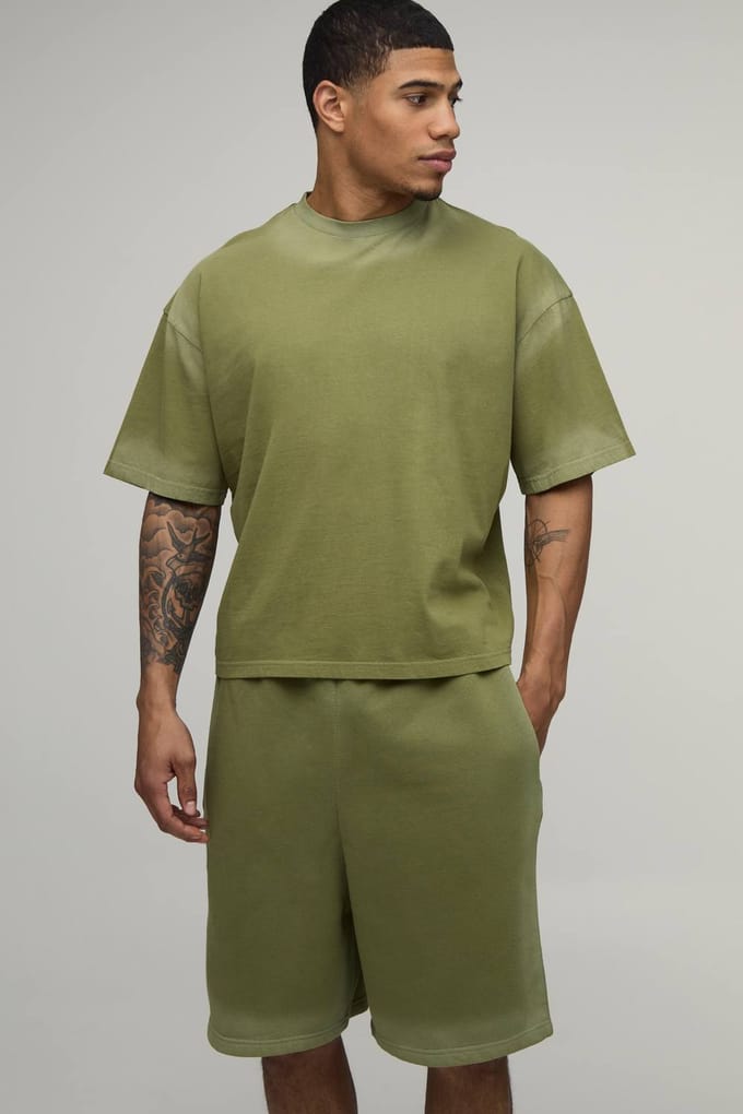 Oversized Verkort Spray Naad Gewassen T-shirt & Shorts Set | Khaki | Size Medium