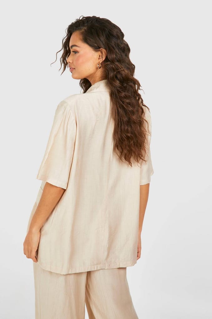 boohoo Dames Textured Crinkle Short Sleeved Blazer | Taupe | Maat: 34