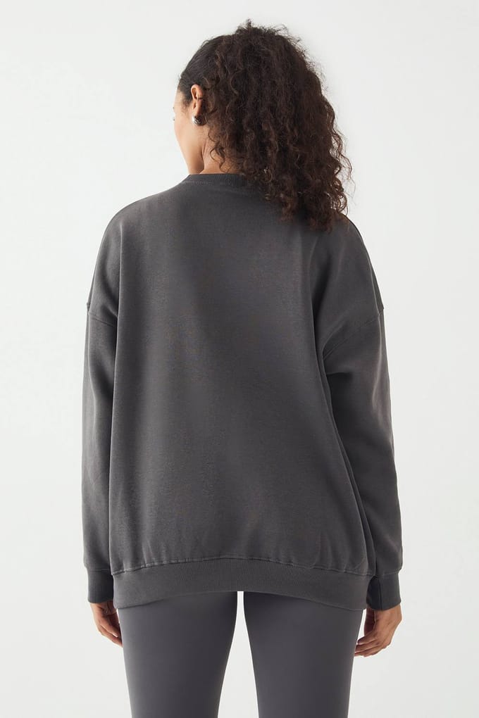Dames DSGN Studio Applique Oversized Sweatshirt | Houtskool | Maat: Large