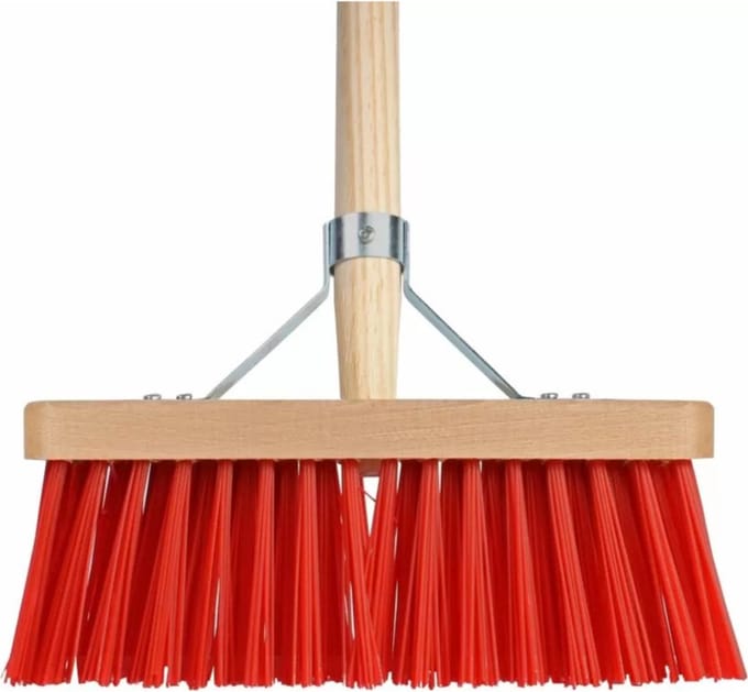 Talen Tools Buitenbezem - FSC hout - nylon - 28 cm - 130 cm tuinbezem