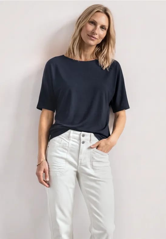 Basic Shirt met boothals en elastische zoom