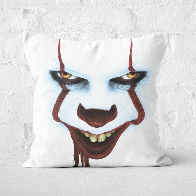 It Chapter 2 Pennywise Vierkant Kussen - 60x60cm - Soft Touch