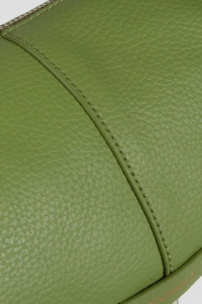 Coccinelle Leather Shoulder Bag In Light Green Maat: OS | Handtassen Outlet | Dames | Groen