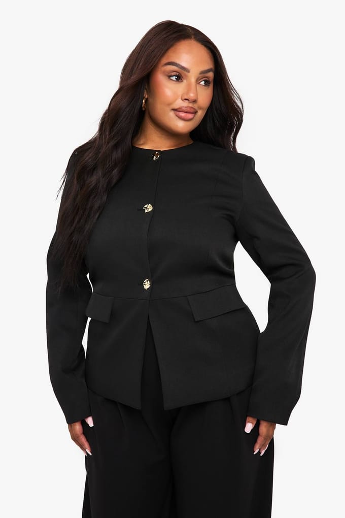 boohoo Dames Plus ronde hals gouden knoop peplum blazer | Black | Maat: 16