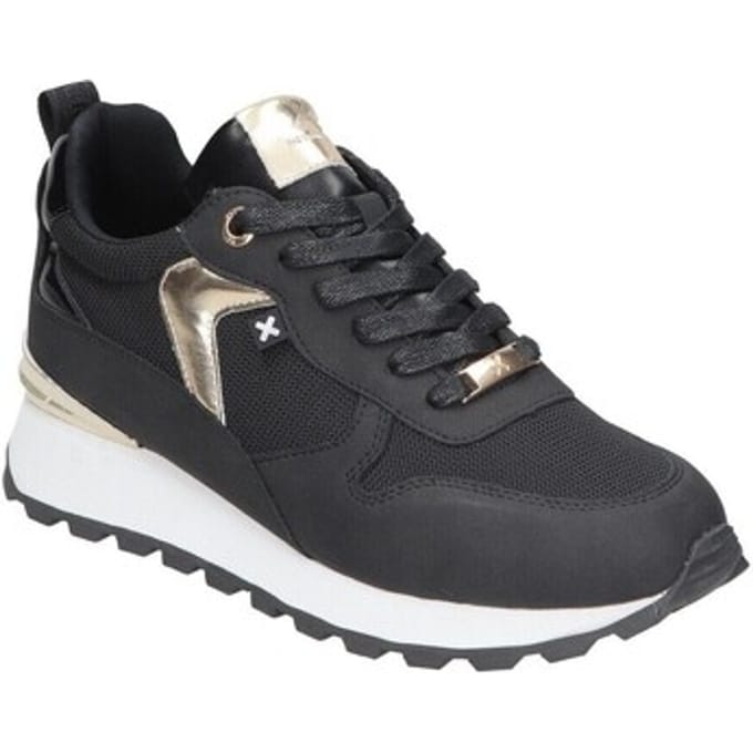 Lage Sneakers Xti 108666