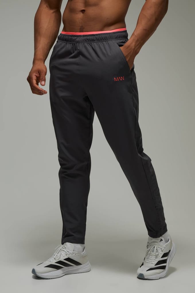 Man Active Stretch Woven Jogger | Charcoal | Size Medium